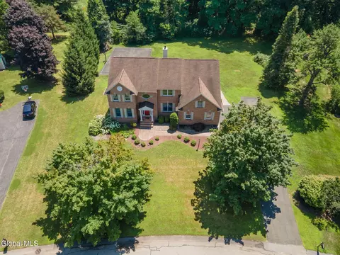 View/Area - 214 Bell Ct, Schenectady, NY 12303 photo 2 of 6