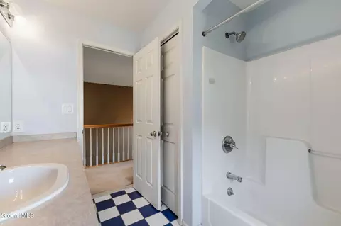 Bath - 214 Bell Ct, Schenectady, NY 12303 photo 6 of 6