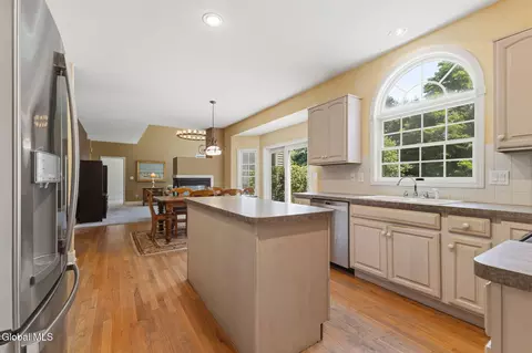 Kitchen - 214 Bell Ct, Schenectady, NY 12303 photo 1 of 5