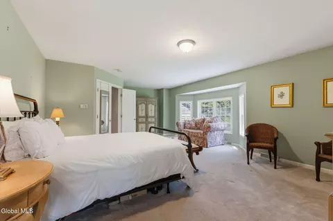 Bedroom - 214 Bell Ct, Schenectady, NY 12303 photo 3 of 10