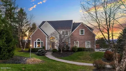 30 Stone Arabia Dr, Troy, NY 12180