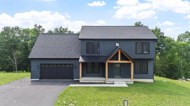 20 Woodland Hill Rd, Wynantskill, NY 12198