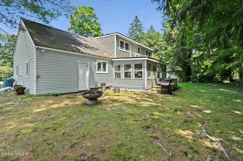 Exterior - 43 William St, Kinderhook, NY 12106 photo 2 of 3