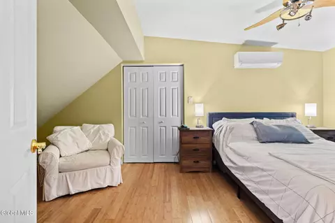 Bedroom - 43 William St, Kinderhook, NY 12106 photo 3 of 5