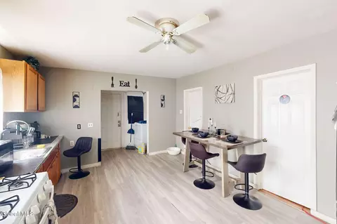 Dining - 918 Bridge St, Schenectady, NY 12303 photo 1 of 1