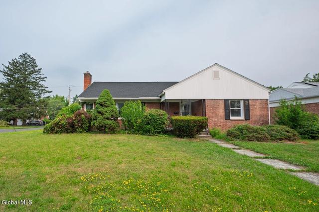360 S Manning Blvd, Albany, NY 12208