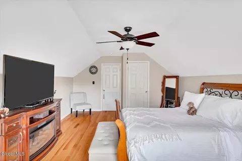 Bedroom - 108 Hasgate Dr, Delmar, NY 12054 photo 4 of 7
