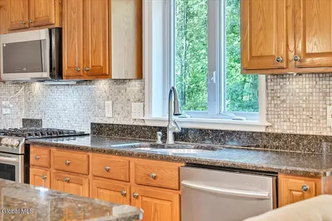 Kitchen - 108 Hasgate Dr, Delmar, NY 12054 photo 3 of 6