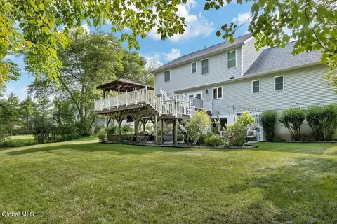 Exterior - 108 Hasgate Dr, Delmar, NY 12054 photo 16 of 16
