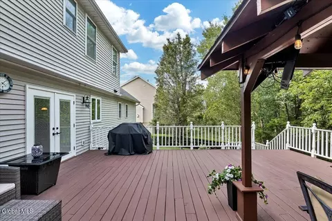Exterior - 108 Hasgate Dr, Delmar, NY 12054 photo 9 of 16