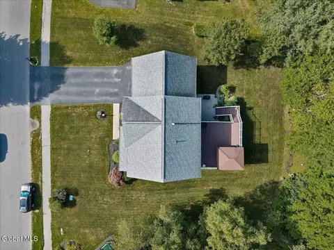View/Area - 108 Hasgate Dr, Delmar, NY 12054 photo 4 of 5