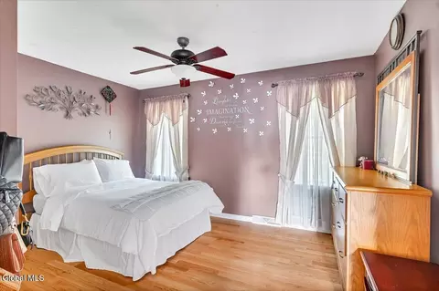 Bedroom - 108 Hasgate Dr, Delmar, NY 12054 photo 2 of 7
