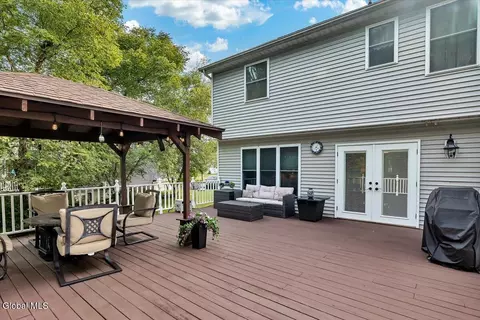 Exterior - 108 Hasgate Dr, Delmar, NY 12054 photo 7 of 16
