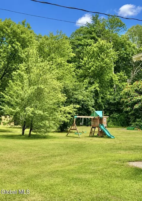 Exterior - 41 Hogsback Rd, Greenwich, NY 12834 photo 5 of 6