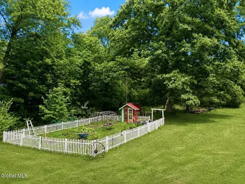 Exterior - 41 Hogsback Rd, Greenwich, NY 12834 photo 3 of 6