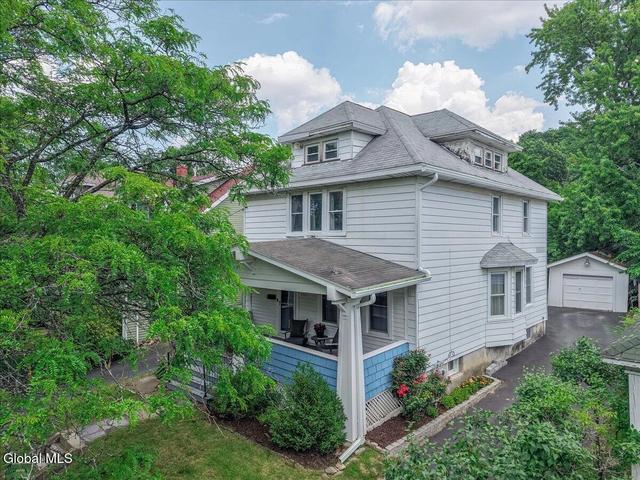 2502 15th St, Troy, NY 12180