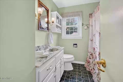 Bath - 429 Delaware Ave, Schenectady, NY 12306 photo 1 of 1