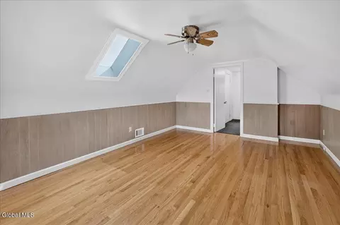Bedroom - 429 Delaware Ave, Schenectady, NY 12306 photo 6 of 6