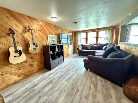 Living - 7 Morgans Ln, Fort Ann, NY 12827 photo 4 of 8