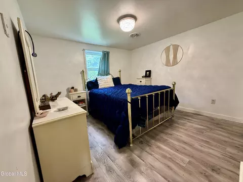 Bedroom - 7 Morgans Ln, Fort Ann, NY 12827 photo 2 of 5