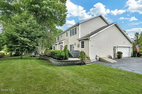 Exterior - 33 Praise Ln, Glenville, NY 12302 photo 4 of 10