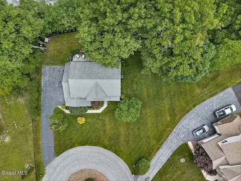 View/Area - 33 Praise Ln, Glenville, NY 12302 photo 2 of 4