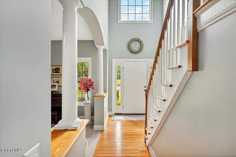 Entry Way - 33 Praise Ln, Glenville, NY 12302 photo 3 of 8