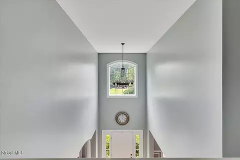 Entry Way - 33 Praise Ln, Glenville, NY 12302 photo 6 of 8