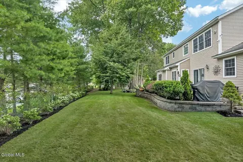 Exterior - 33 Praise Ln, Glenville, NY 12302 photo 7 of 10