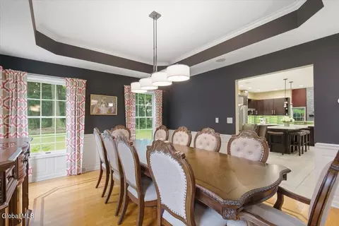 Dining - 628 Vanderlyn Ln, Slingerlands, NY 12159 photo 3 of 6