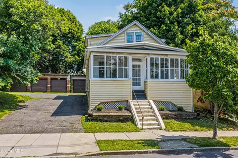 51 Benson St, Albany, NY 12206
