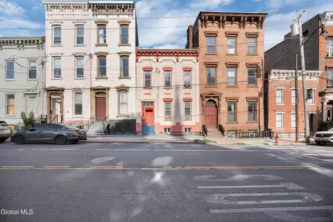 55 Ten Broeck St, Albany, NY 12210