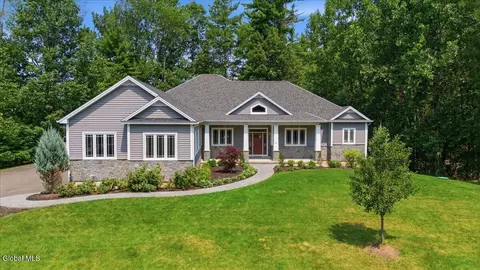 109 Trask Ln, Stillwater, NY 12170