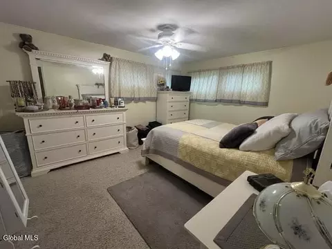 Bedroom - 10 Maybrook Dr, Schenectady, NY 12302 photo 3 of 5