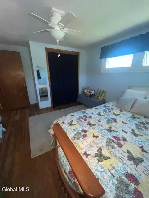 Bedroom - 10 Maybrook Dr, Schenectady, NY 12302 photo 5 of 5