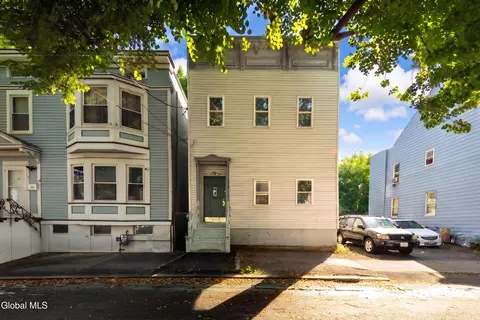 114 Spring St, Albany, NY 12203