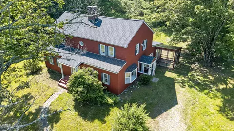 201 Presbyterian Hill Rd, Stephentown, NY 12168