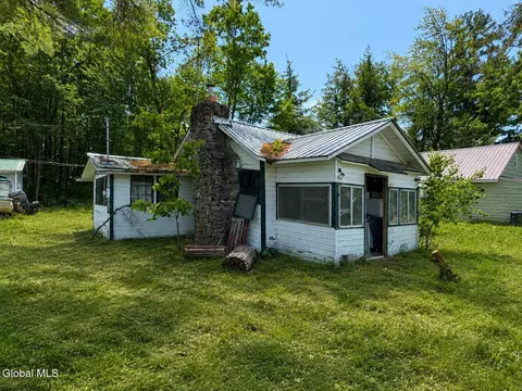 103 Grove Ave, Caroga Lake, NY 12032