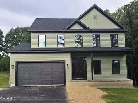 154 Dunsbach Ferry Rd, Cohoes, NY 12047