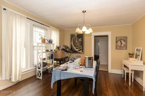 Dining - 730 Hampton Ave, Schenectady, NY 12309 photo 2 of 2