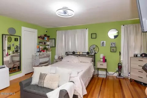 Bedroom - 730 Hampton Ave, Schenectady, NY 12309 photo 1 of 6