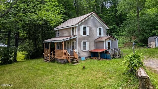 59821 State Hwy 30, Roxbury, NY 12474