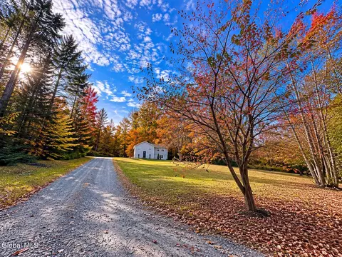 28 Campney Ln, Fort Ann, NY 12827