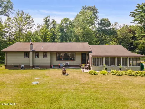 1276 Ridge Rd, Queensbury, NY 12804