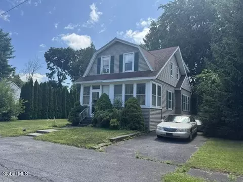 118 Marriott Ave, Schenectady, NY 12304 photo 3