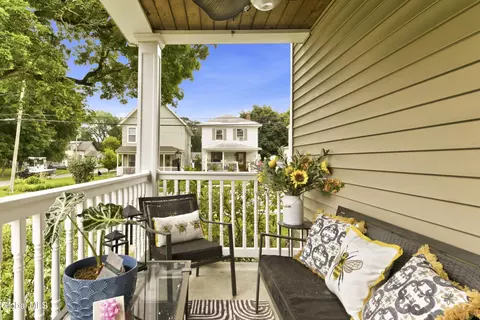 Exterior - 35 Halcyon St, Scotia, NY 12302 photo 7 of 25