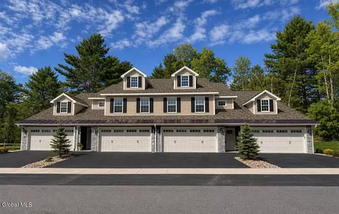 11 Prescott Dr #A, Glenville, NY 12302