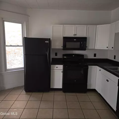 Kitchen - 507 Nott St, Schenectady, NY 12308 photo 2 of 2
