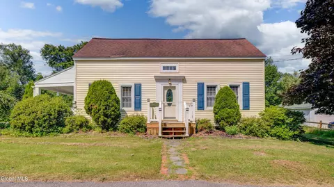 5285 Sacandaga Rd, Galway, NY 12074