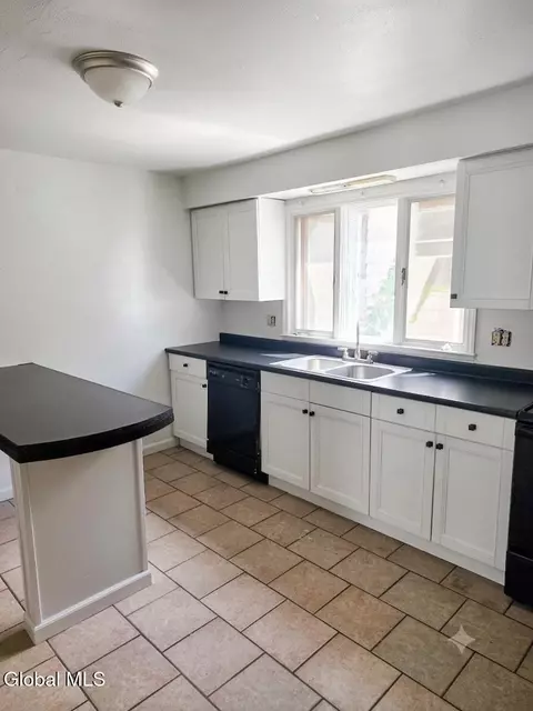 Kitchen - 623 Nott St, Schenectady, NY 12308 photo 3 of 3